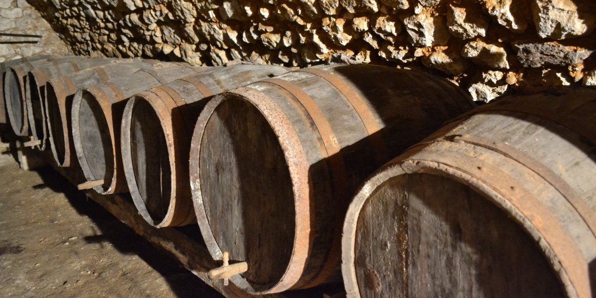 bourbon-barrel-storage